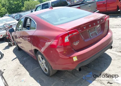 2013 Volvo S60 T5 from USA, damaged, VIN YV1612FHXD1215492